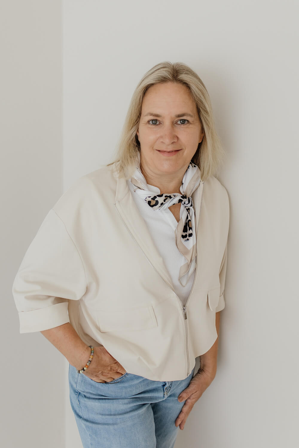Business-Coaching-Suela-Portrait-49